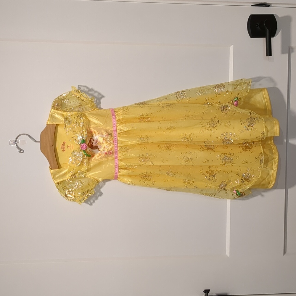 Belle Dress up